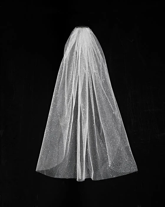 Glitter Veil Classic Men's Pin